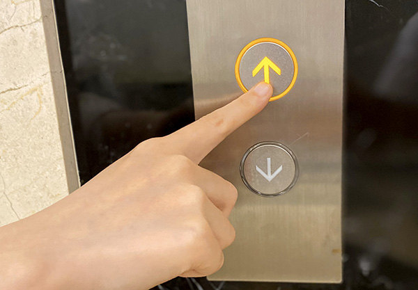 5 CÁCH SỬ DỤNG THANG MÁY AN TOÀN BẠN NÊN BIẾT